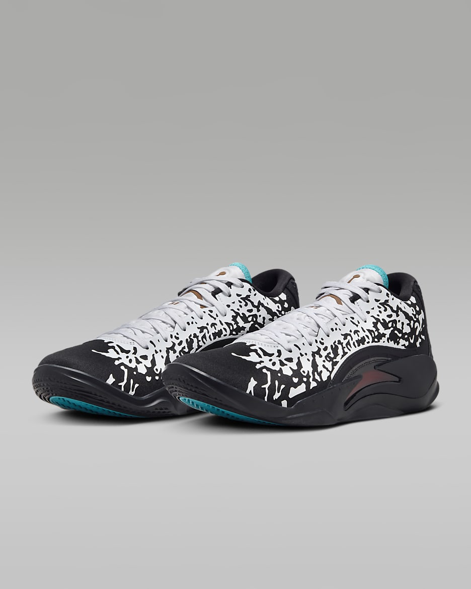 Zion 3 PF Basketball Shoes. Nike ID